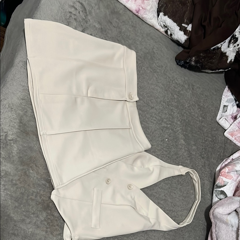 Cream Halter Top and Skirt Set - Picture 4 of 4